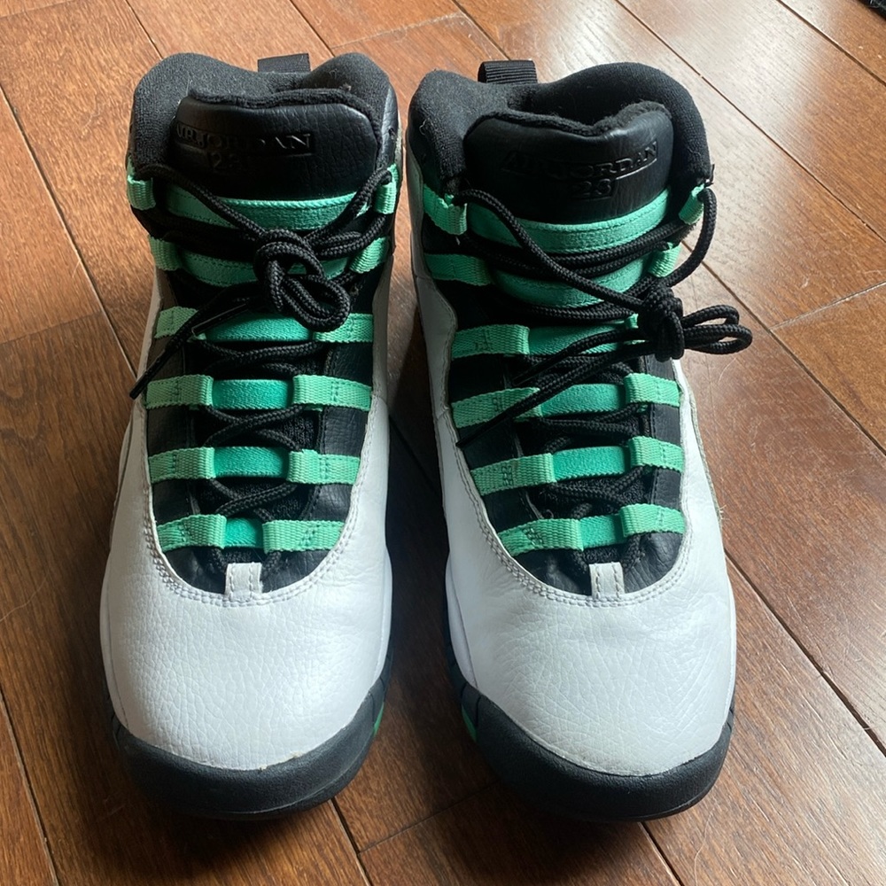JORDAN RETRO 10 “VERDE” GS SIZE 7y